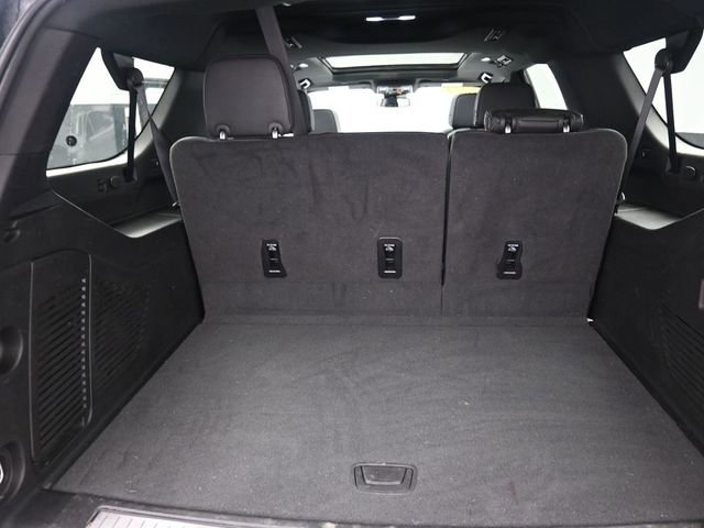 Used 2024 Chevrolet Suburban RST w/ Luxury Package image 28