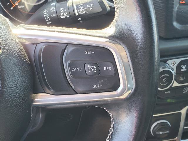 Used 2021 Jeep Wrangler Unlimited Sahara w/ LED Lighting Group AWD/4WD image 11