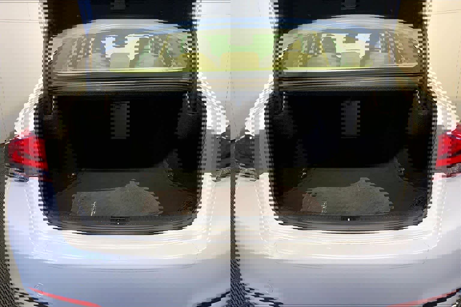 Used 2016 Hyundai Genesis 3.8 image 35