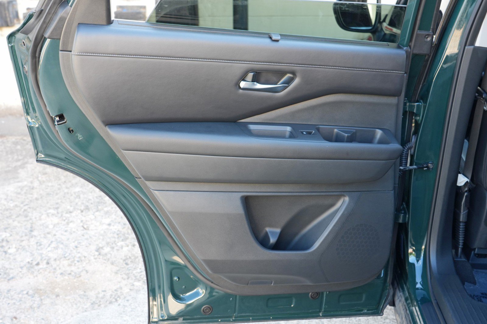 Used 2023 Nissan Pathfinder SL w/ SL Premium Package FWD image 43