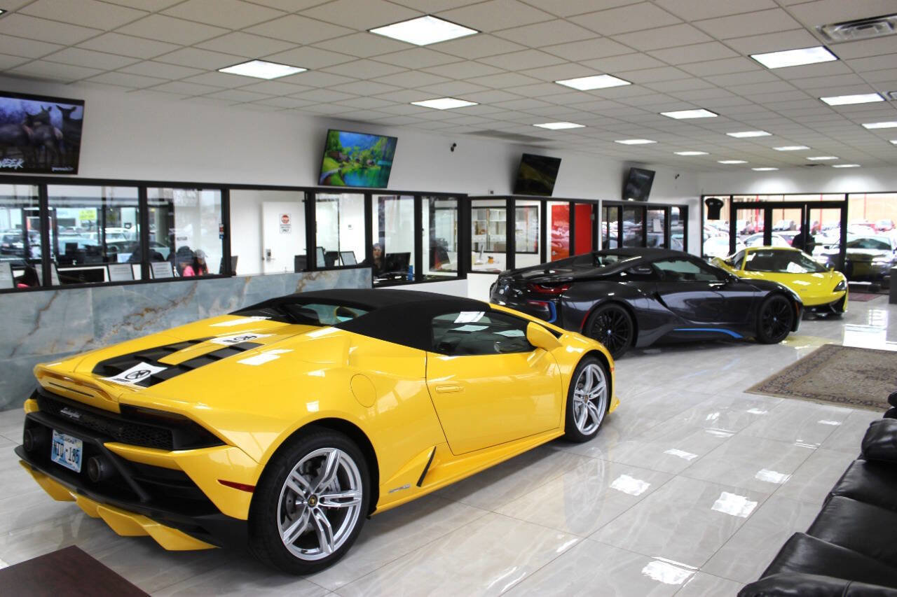 Used 2018 McLaren 570S Spider RWD image 16