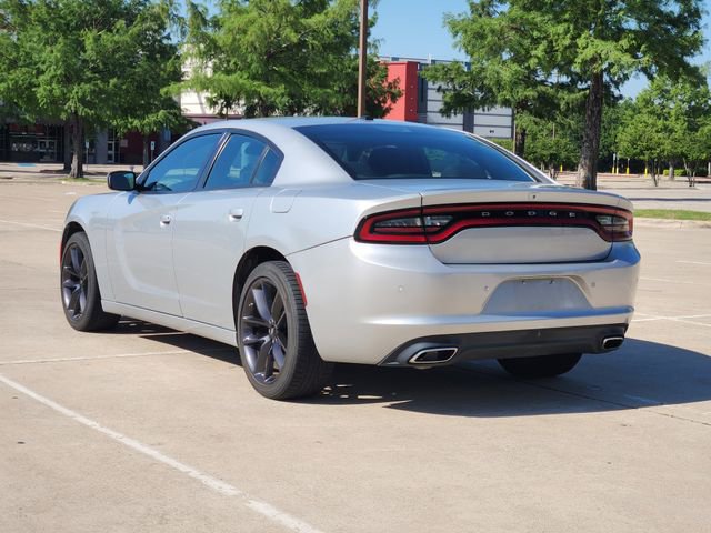 Used 2021 Dodge Charger SXT RWD image 7