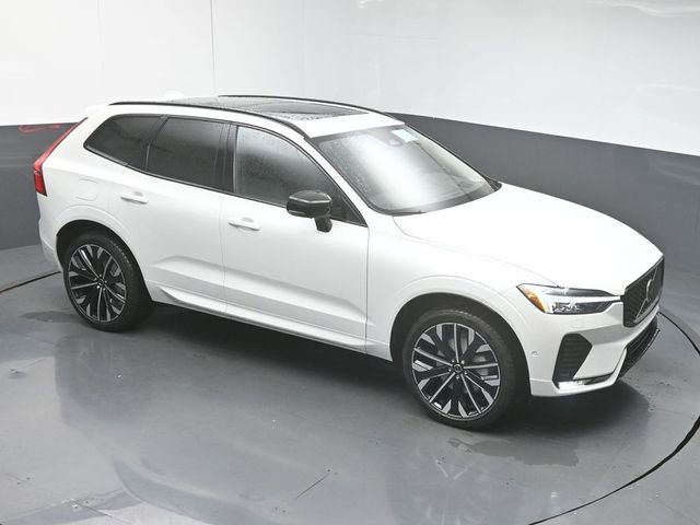 Used 2026 Volvo XC60 B5 Ultra w/ Protection Package Premier image 42