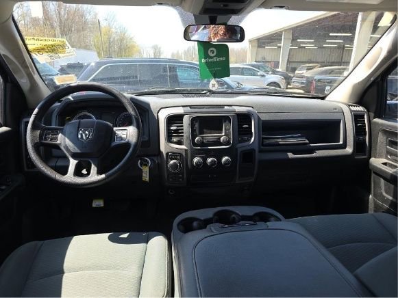 Used 2017 RAM 1500 Express AWD/4WD image 6