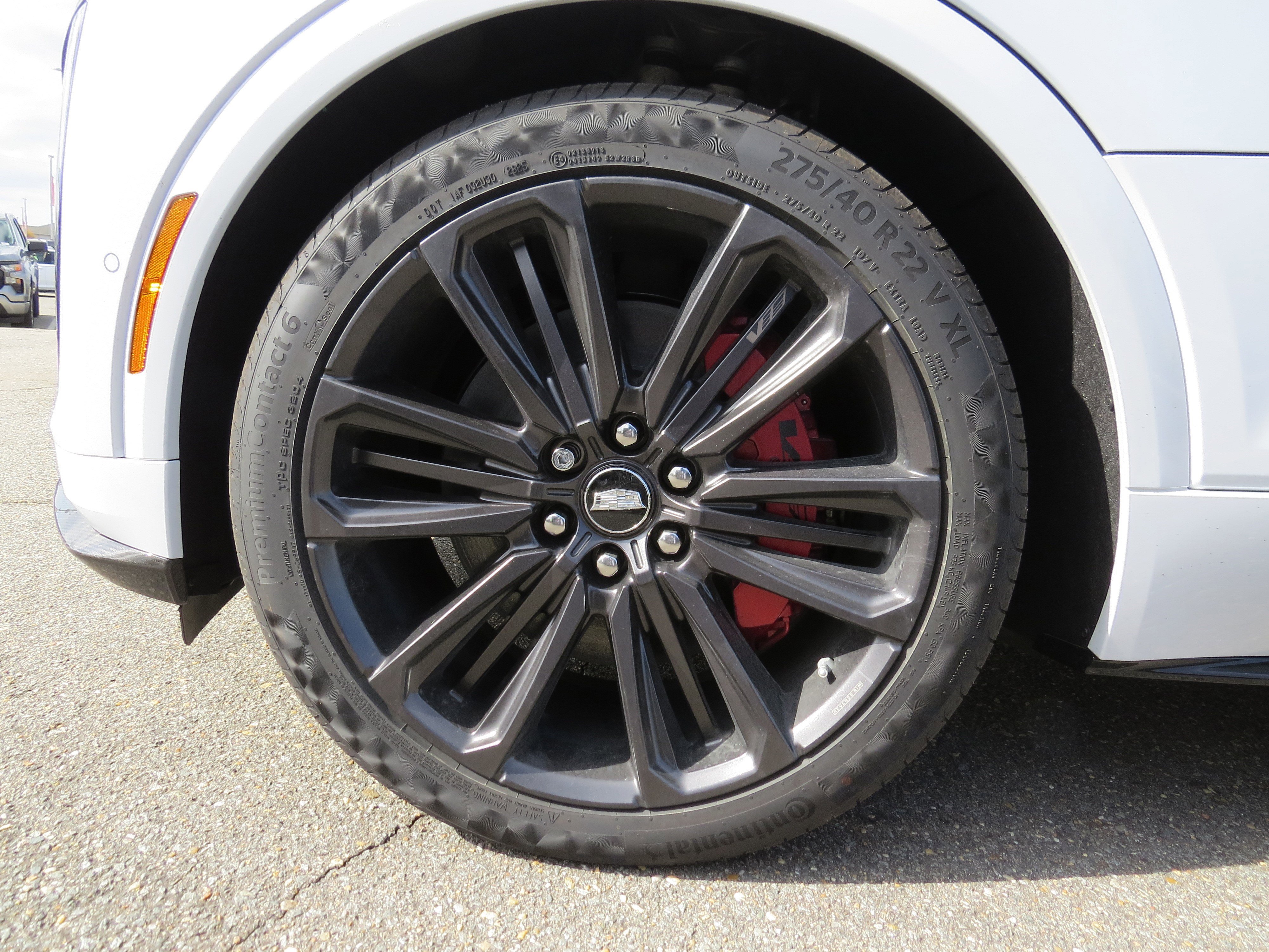 New 2026 Cadillac Lyriq V w/ Exterior Carbon Fiber Package image 13