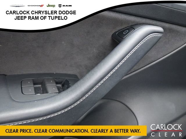 Used 2023 Tesla Model 3 Standard Range image 10