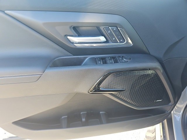 New 2025 Chevrolet Silverado EV LT image 11