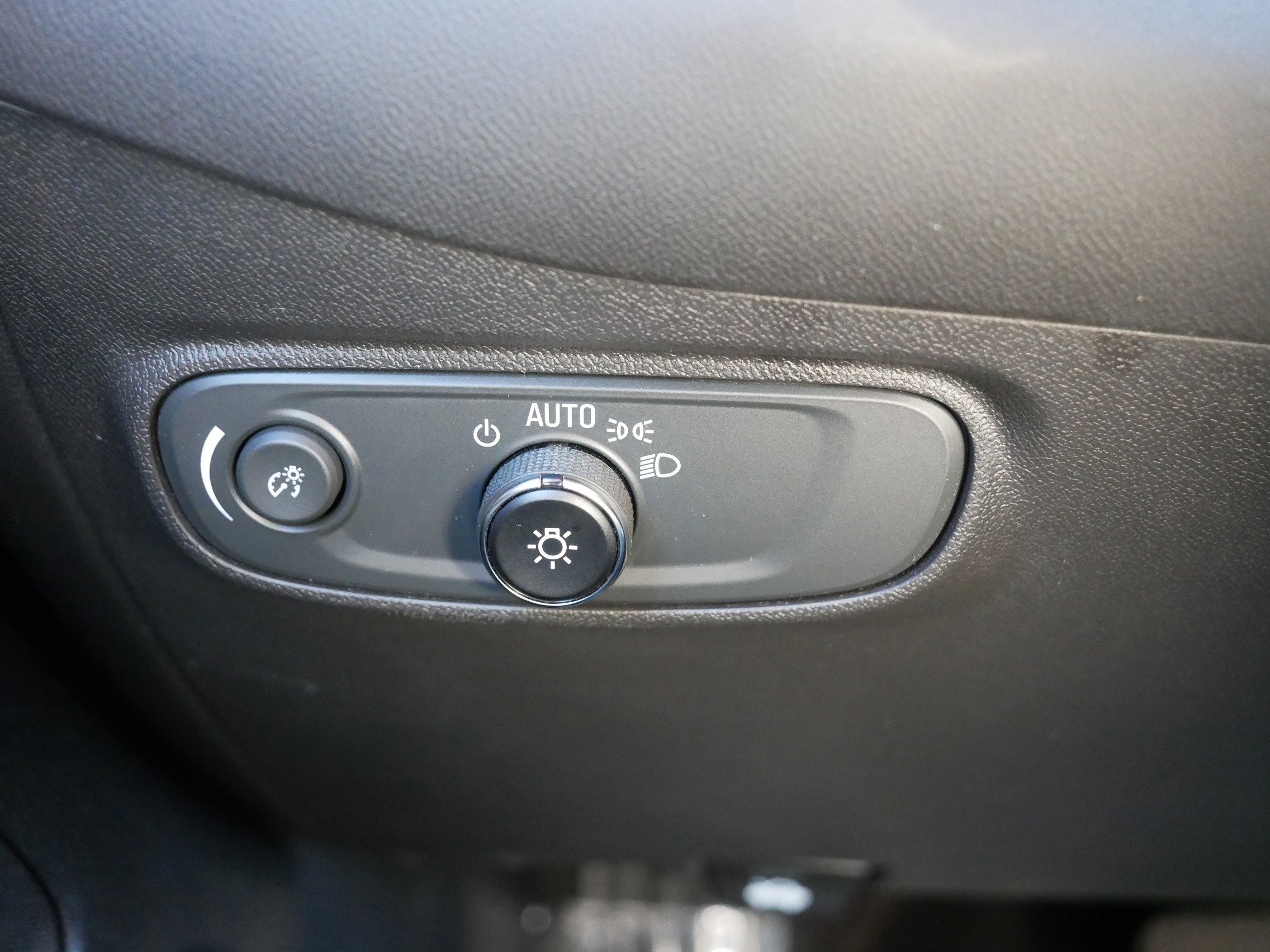 Used 2023 Chevrolet Equinox LT AWD/4WD image 26