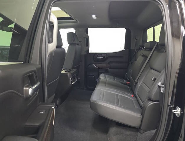 Used 2021 GMC Sierra 1500 Denali w/ Denali Ultimate Package AWD/4WD image 8