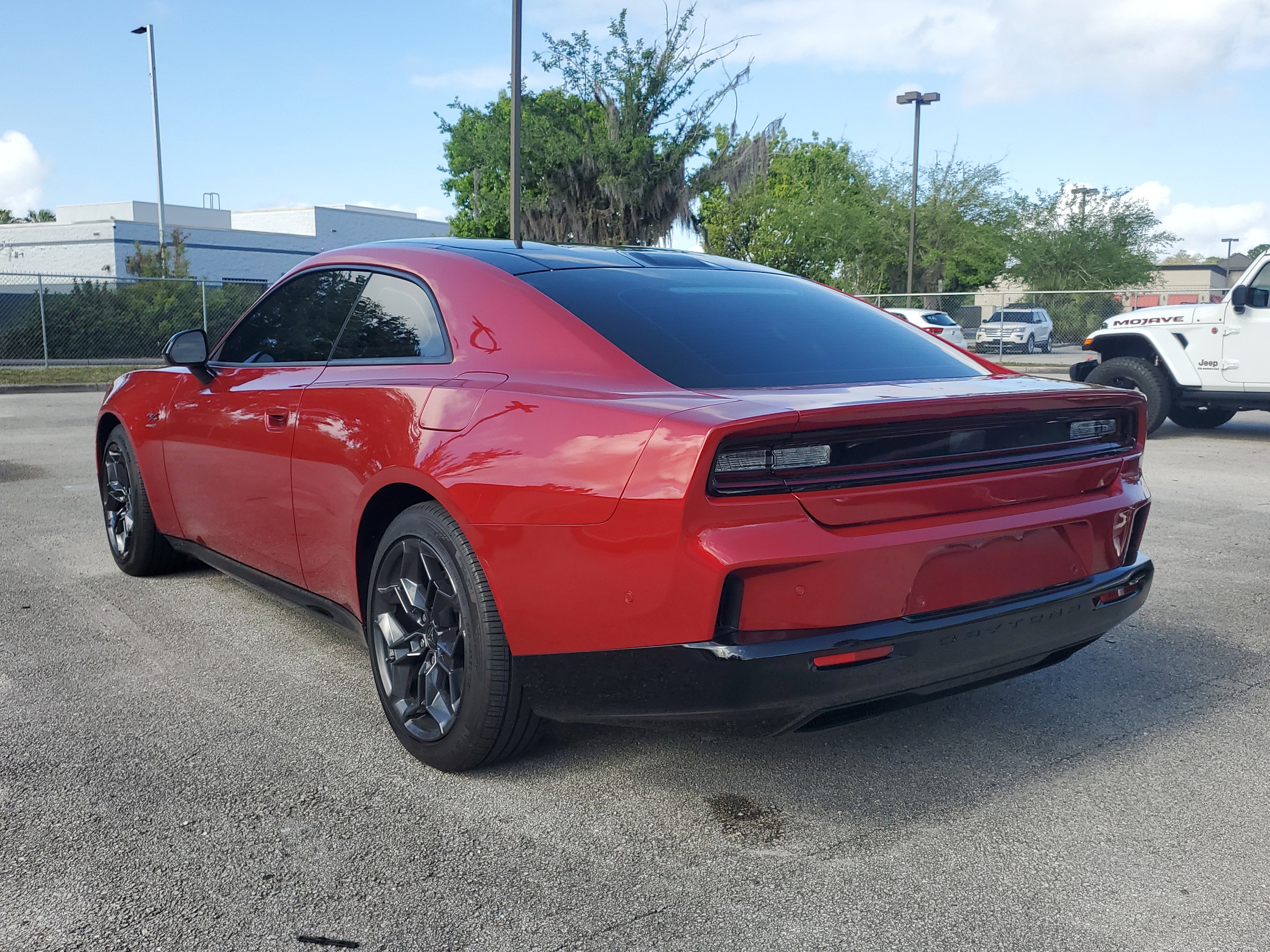 Used 2025 Dodge Charger R/T w/ Quick Order Package 25M R/T image 4
