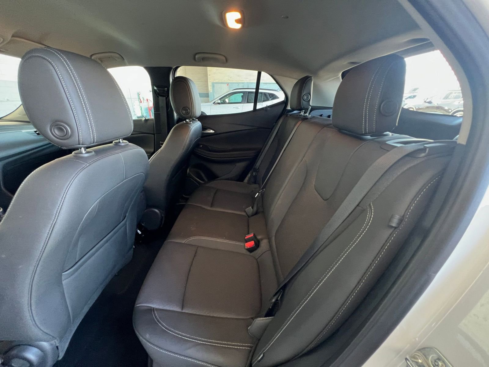 Used 2025 Buick Encore GX Preferred FWD image 25