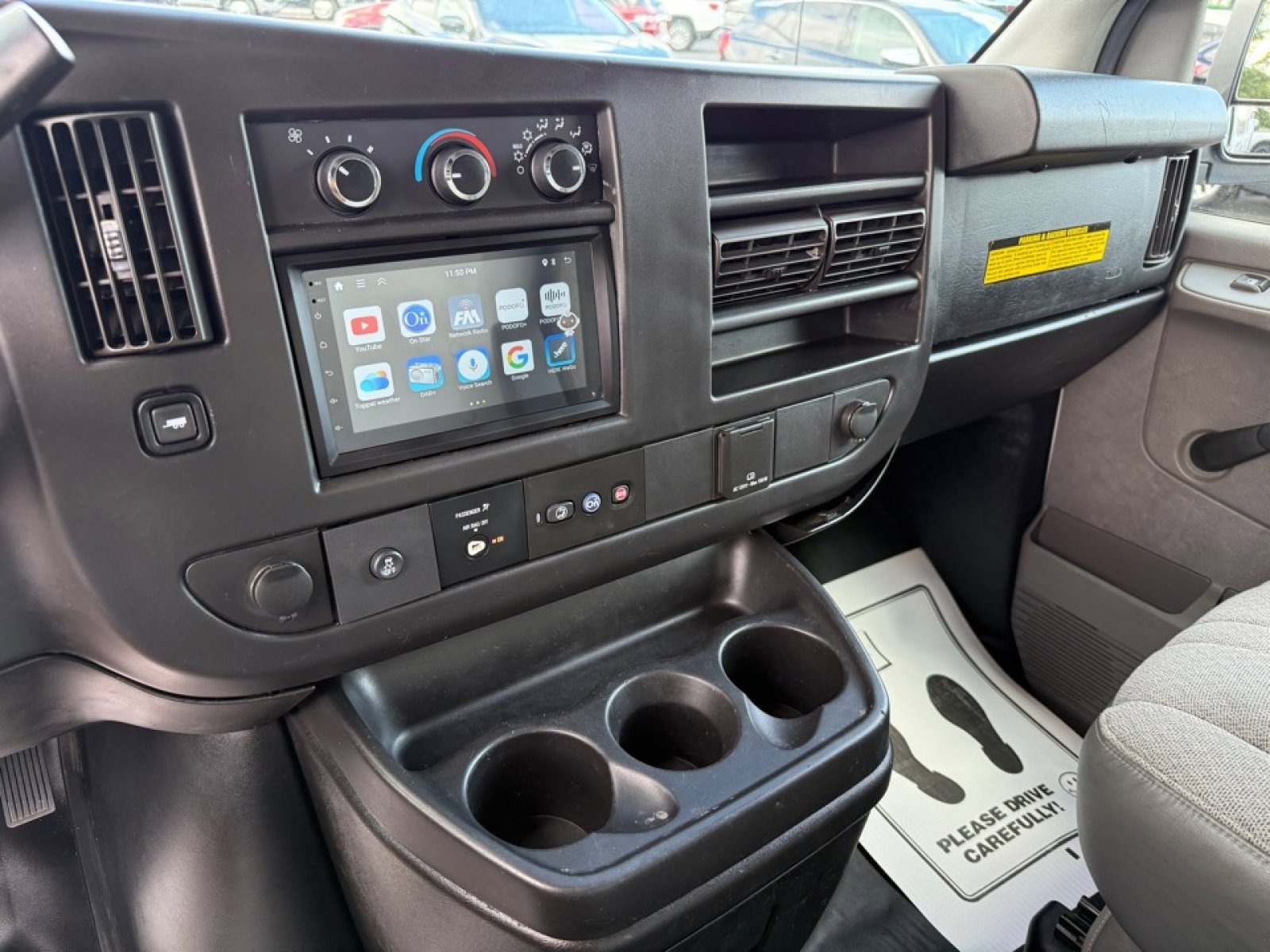 Used 2018 Chevrolet Express 2500 image 30