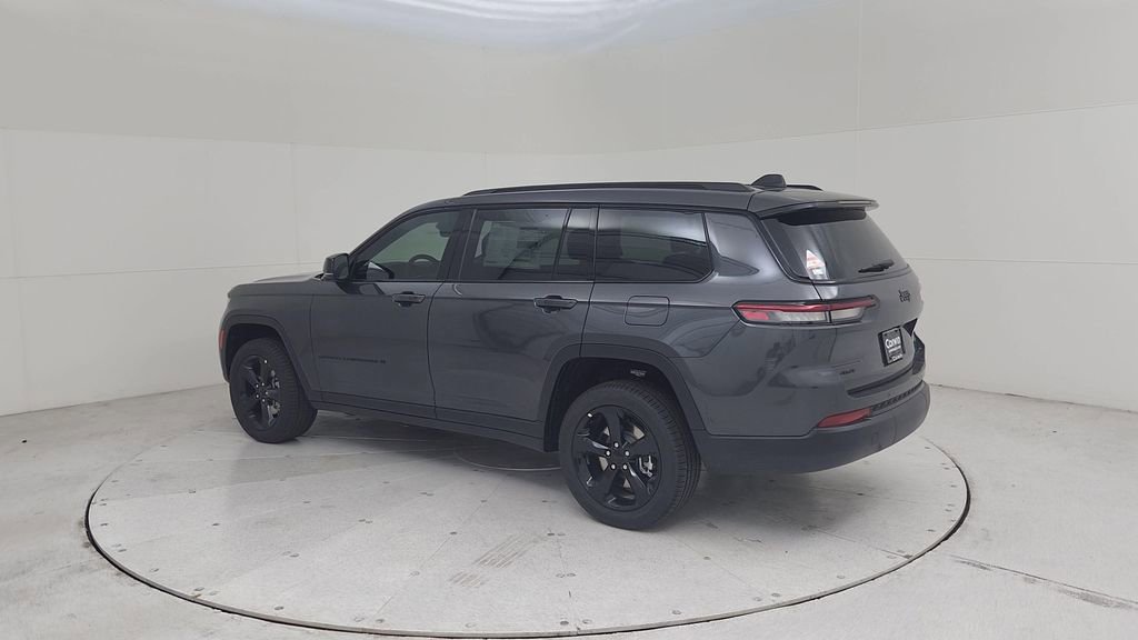 New 2025 Jeep Grand Cherokee L Limited w/ Black Appearance Package image 10