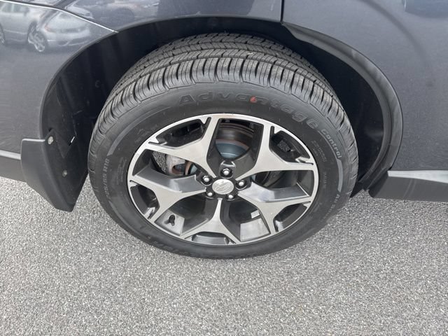 Used 2014 Subaru Forester 2.0XT Touring AWD/4WD image 9