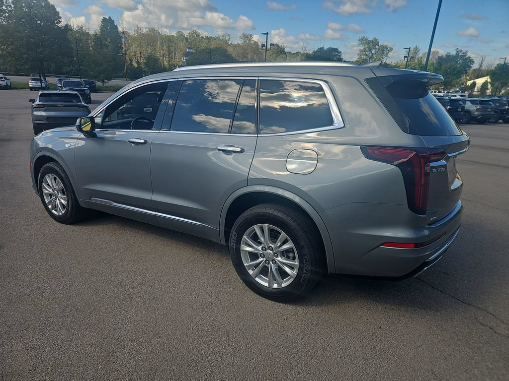 Used 2023 Cadillac XT6 Luxury AWD/4WD image 8