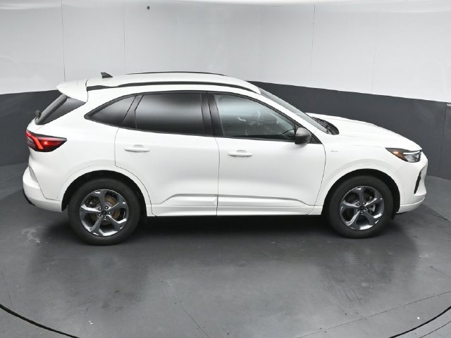 Certified 2024 Ford Escape ST-Line w/ Tech Pack #1 AWD/4WD image 52