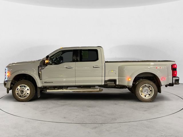 Certified 2025 Ford F450 Lariat w/ FX4 Off-Road Package image 2