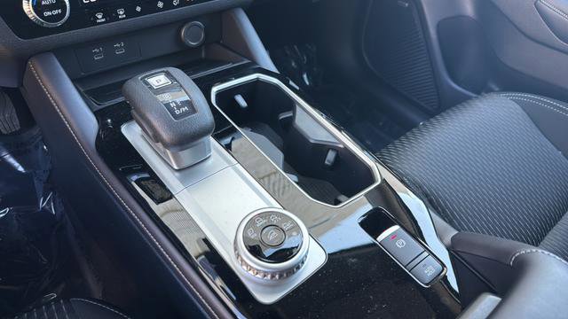 New 2026 Mitsubishi Outlander ES image 19