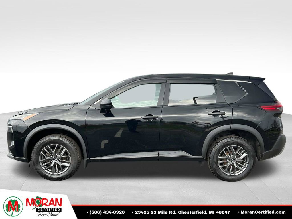 Used 2023 Nissan Rogue S AWD/4WD image 2