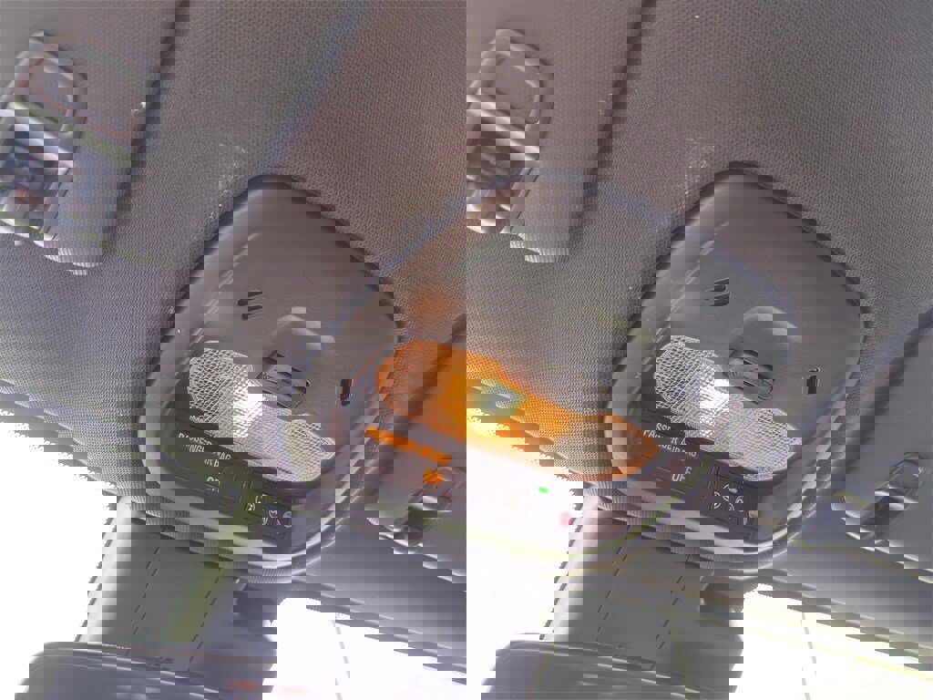 Used 2025 Buick Envista Sport Touring image 24