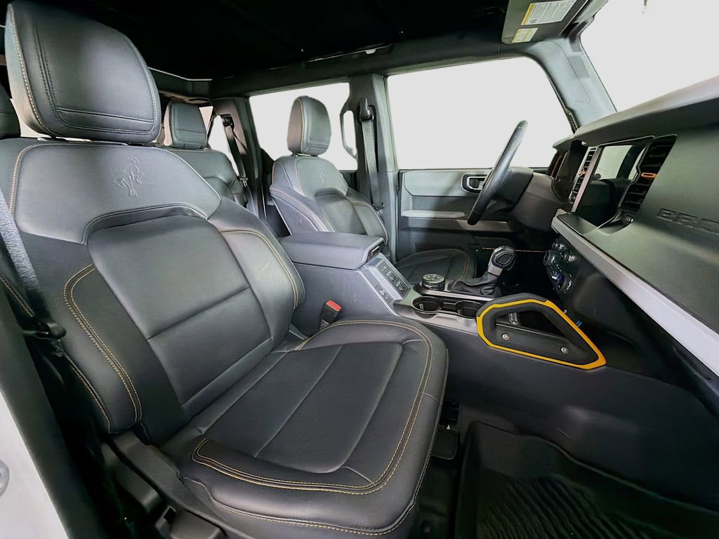 Used 2023 Ford Bronco Badlands image 30