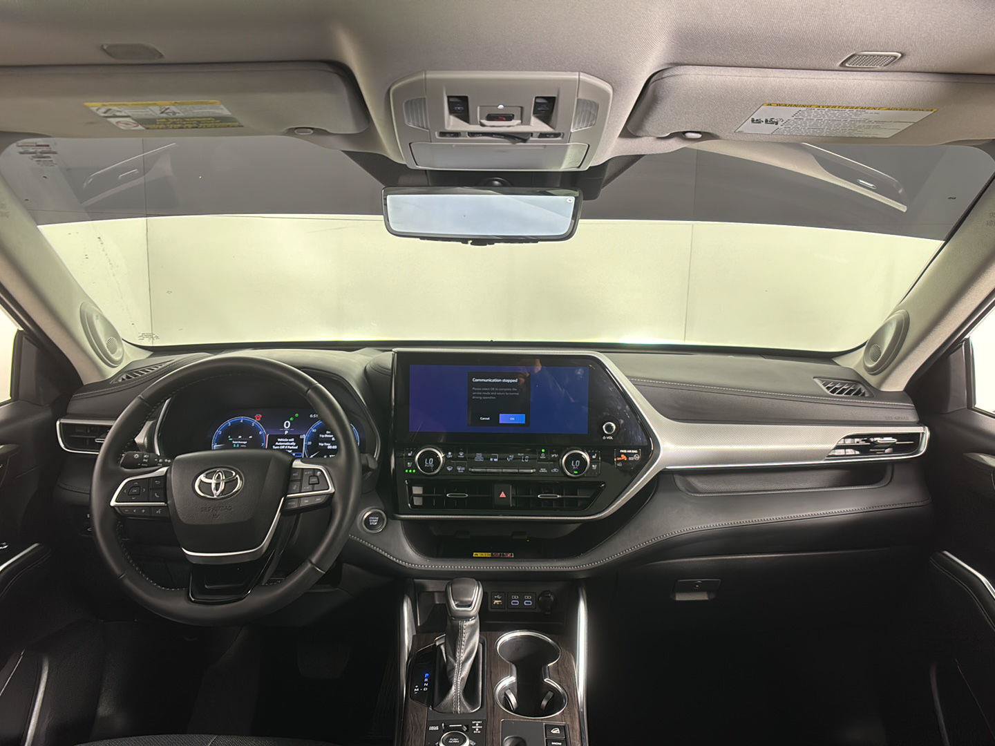 Used 2025 Toyota Highlander Platinum AWD/4WD image 15