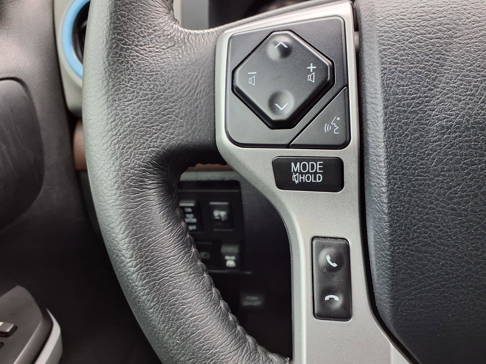 Used 2020 Toyota Tundra Limited AWD/4WD image 13