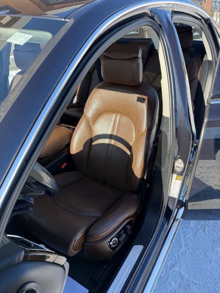 Used 2015 Audi A8 L 4.0T w/ Premium Package image 21