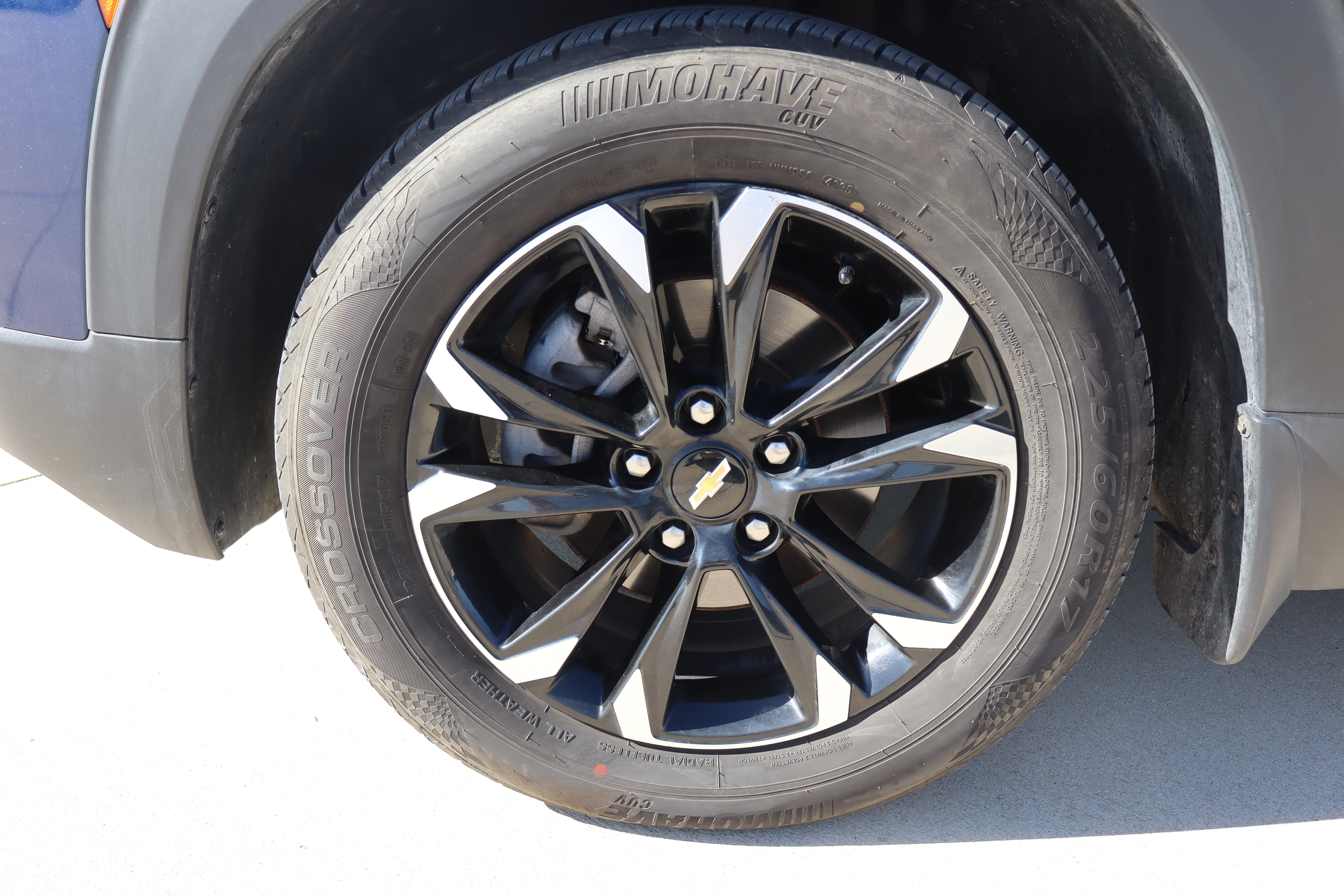 Used 2022 Chevrolet TrailBlazer LT w/ LPO, Blackout Package FWD image 25