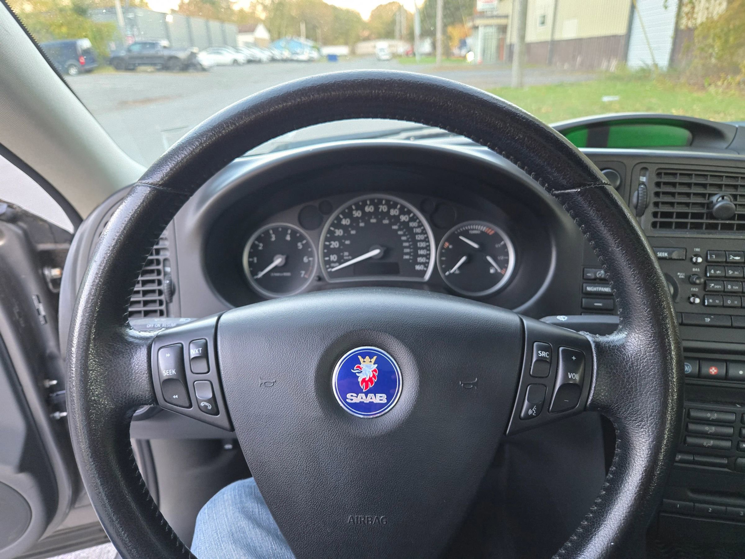 Used 2003 Saab 9-3 Arc image 11