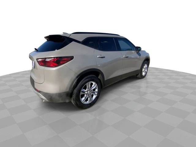 Used 2021 Chevrolet Blazer LT FWD image 2