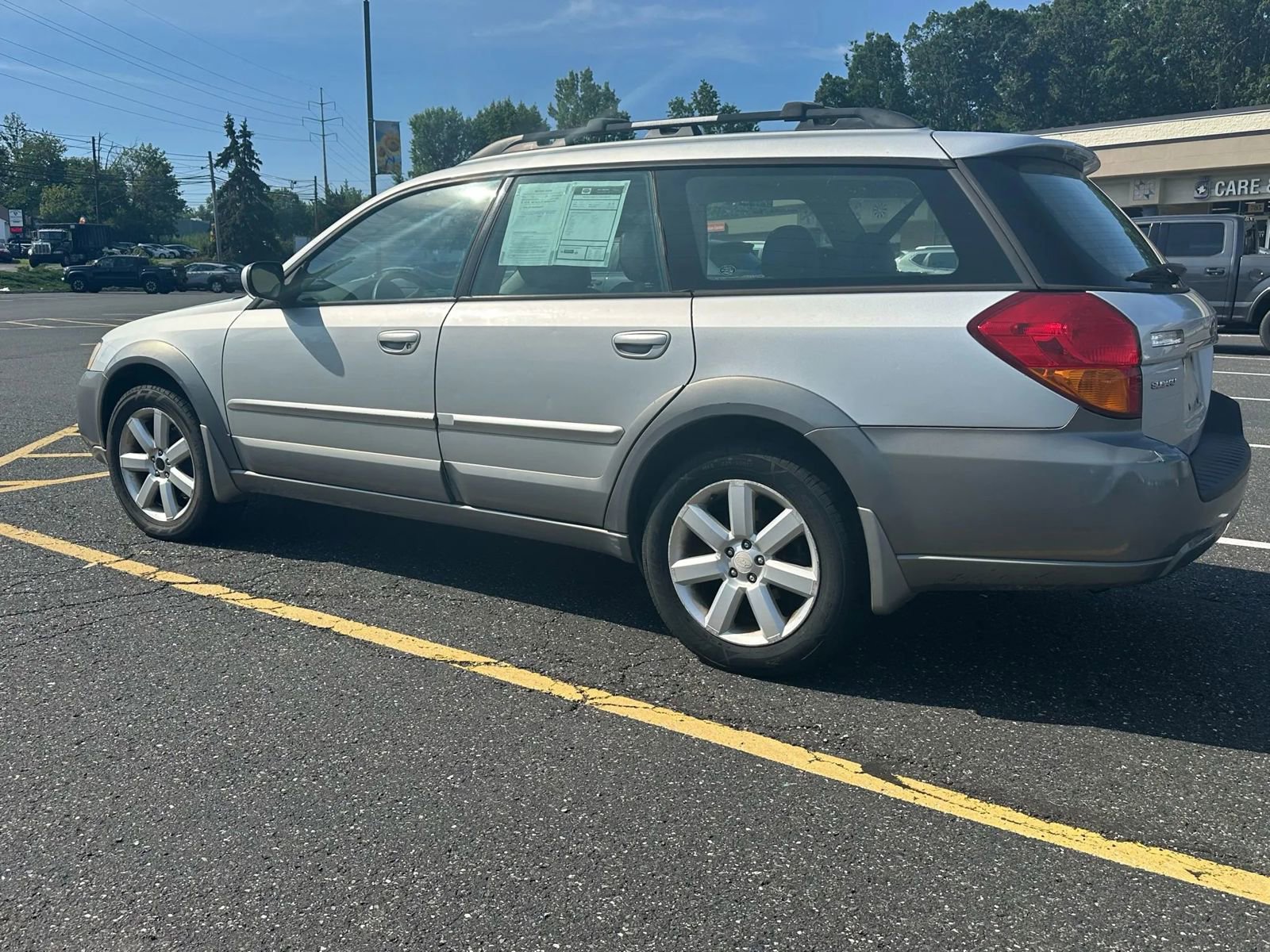Used 2006 Subaru Outback 2.5i Limited image 4