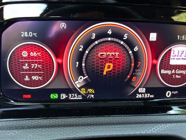Used 2022 Volkswagen GTI SE FWD image 14