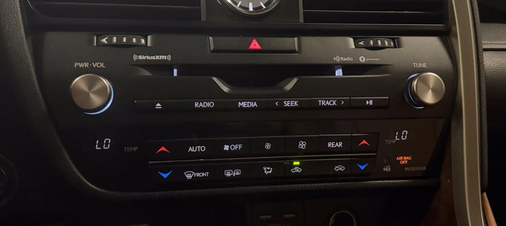 Used 2022 Lexus RX 350L Premium w/ Premium Package AWD/4WD image 19