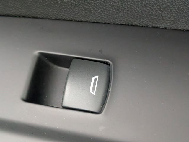 Used 2020 Chevrolet Silverado 1500 Custom Trail Boss w/ Custom Convenience Package image 29