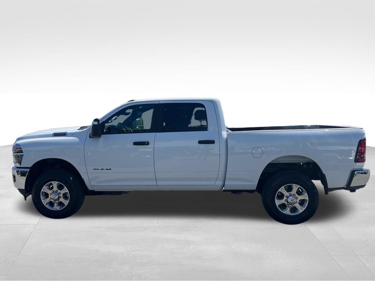 New 2026 RAM 2500 Big Horn AWD/4WD image 2