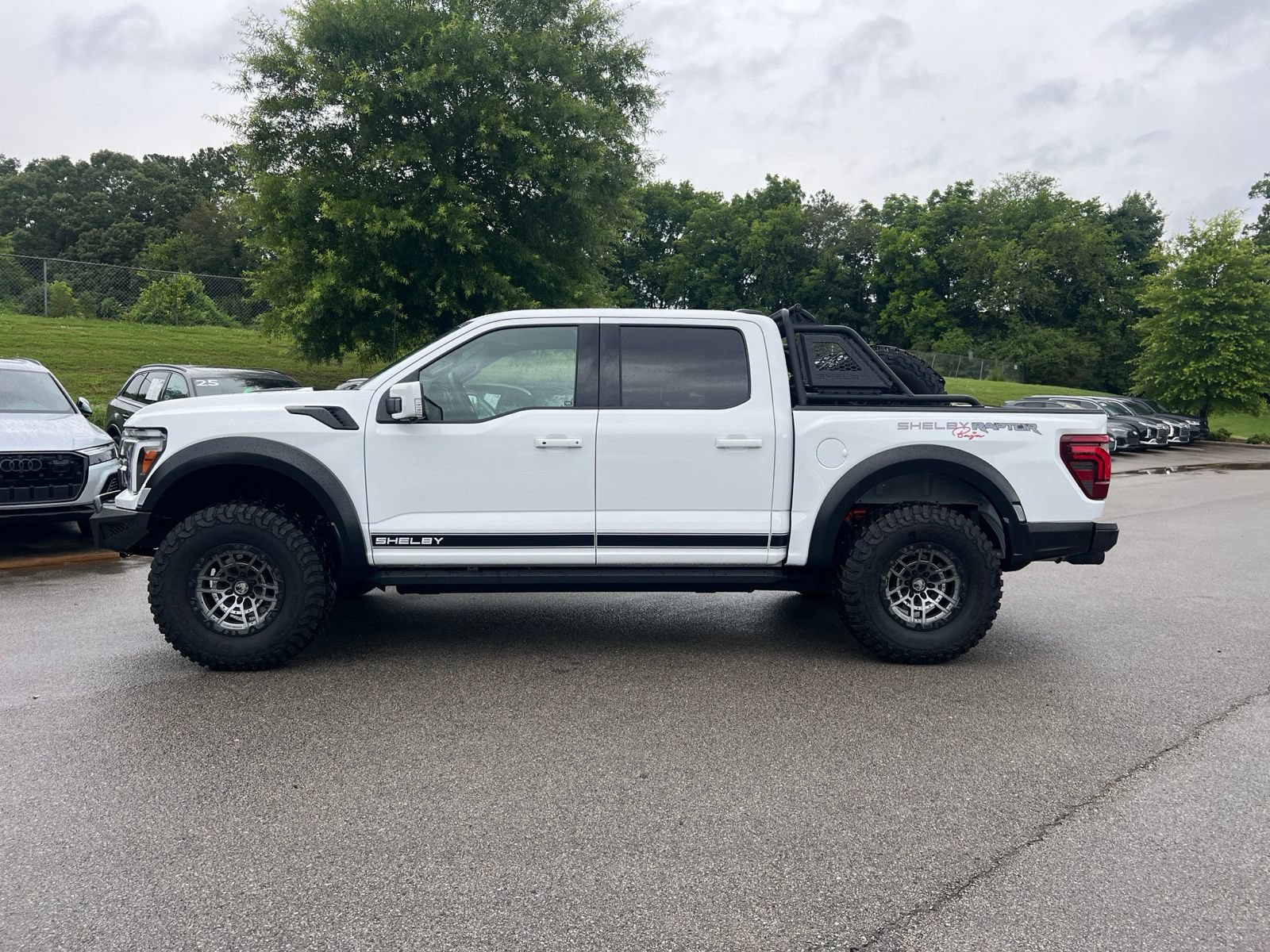 Used 2025 Ford F150 Raptor AWD/4WD image 8