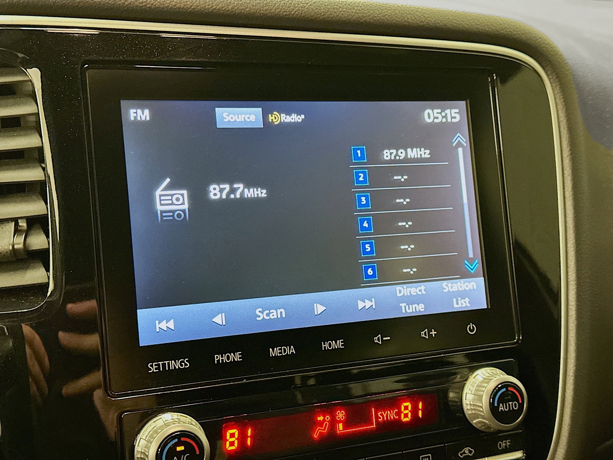 Used 2020 Mitsubishi Outlander SEL image 21