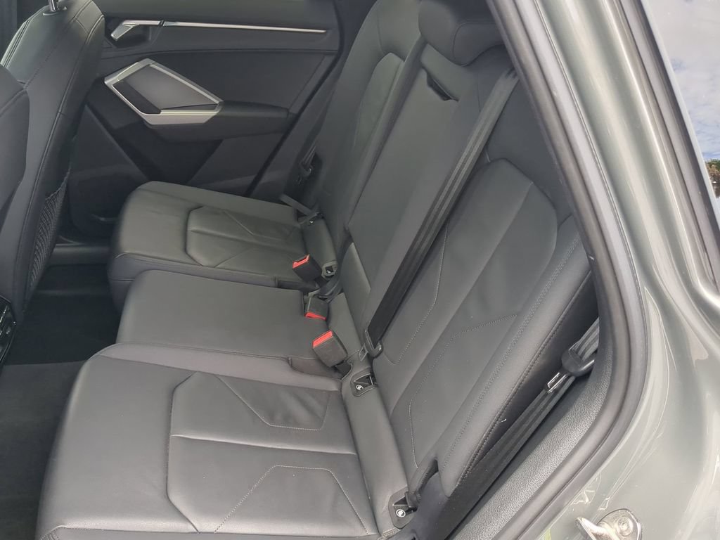 Used 2024 Audi Q3 2.0T Premium AWD/4WD image 17