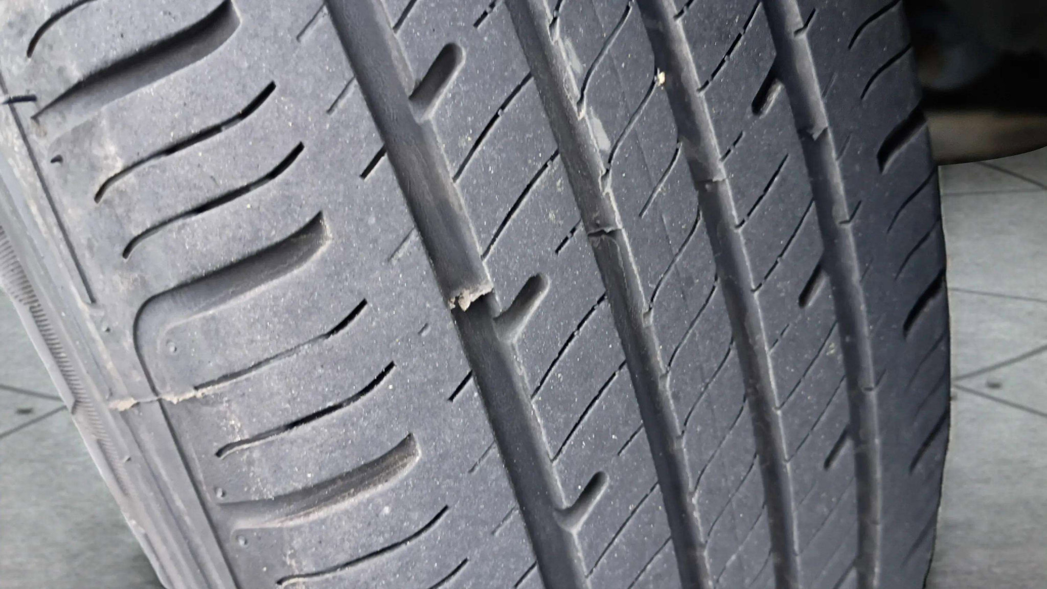 Used 2012 Hyundai Accent GLS image 48