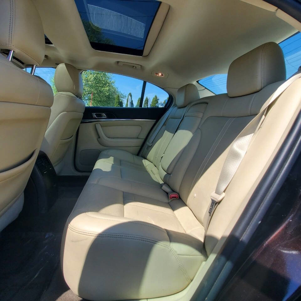 Used 2013 Lincoln MKS AWD image 12