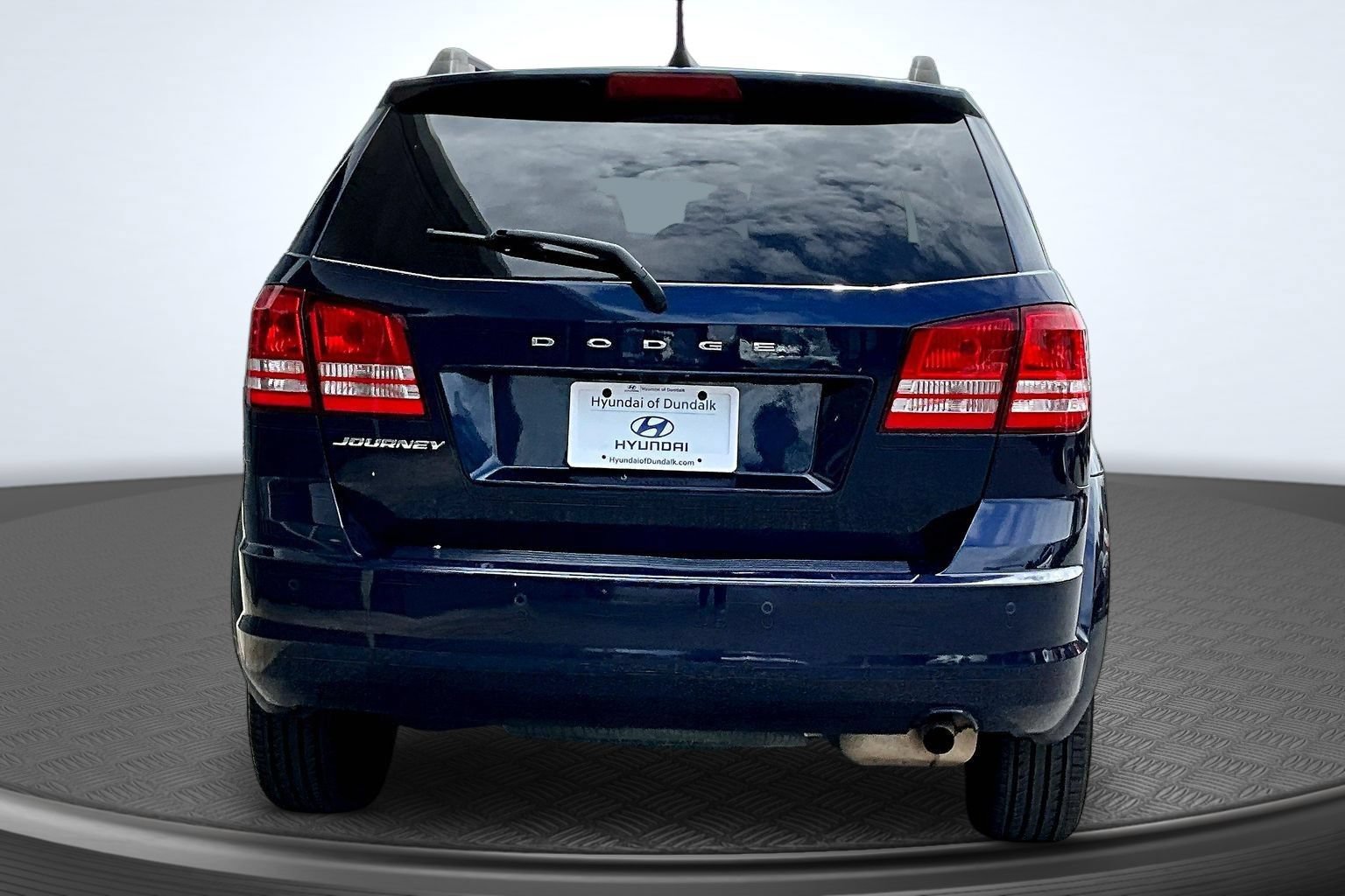 Used 2020 Dodge Journey SE w/ SE Popular Equipment Group FWD image 3