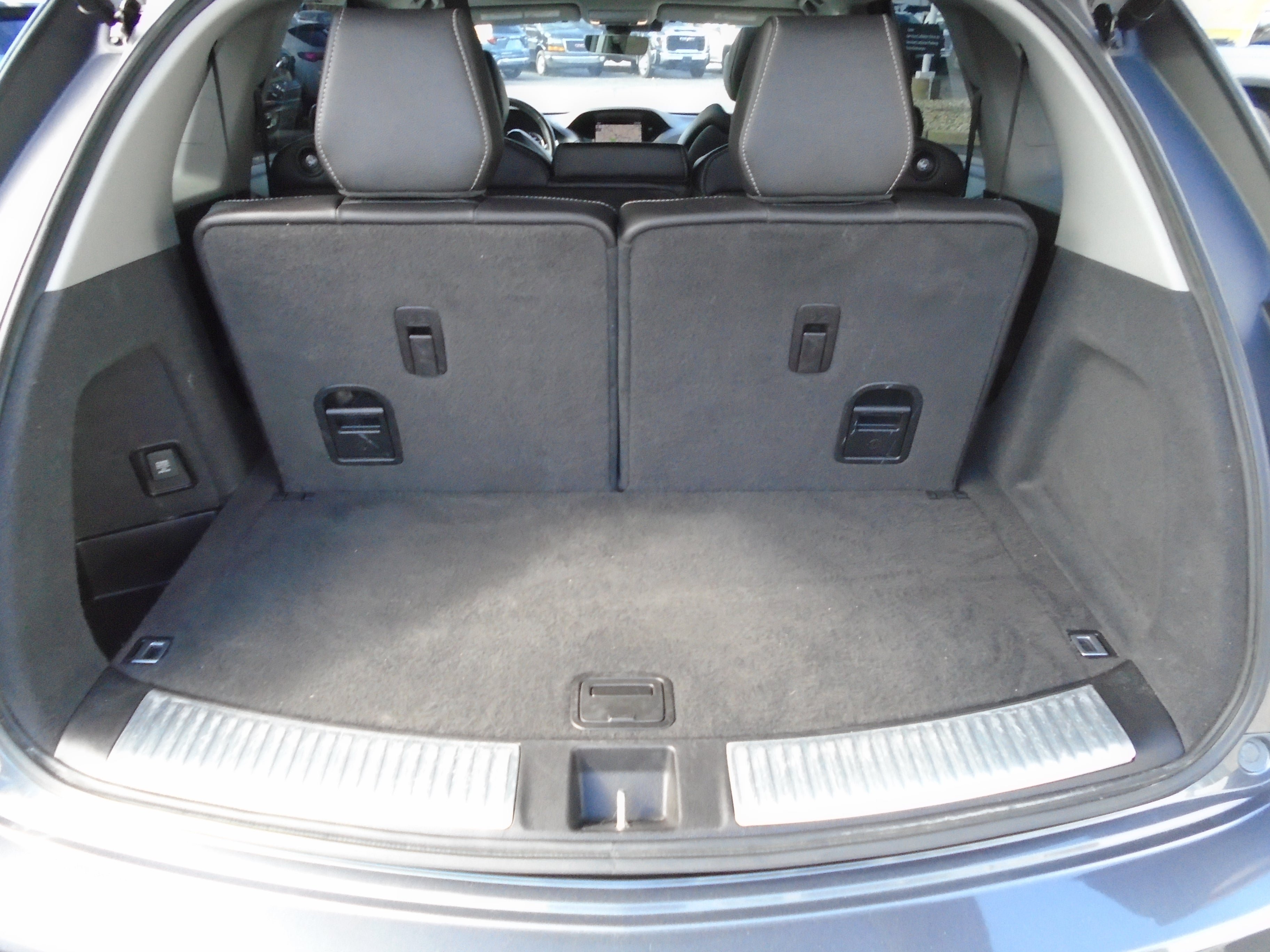 Used 2020 Acura MDX w/ Technology Package AWD/4WD image 38