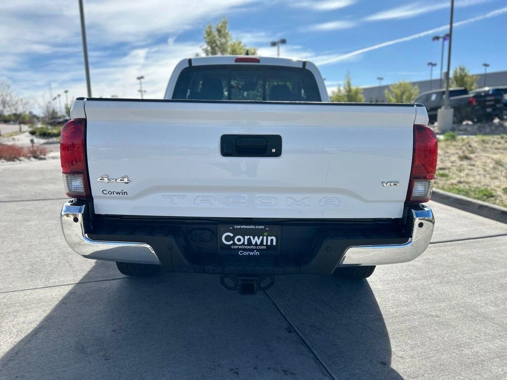 Used 2023 Toyota Tacoma SR5 AWD/4WD image 7
