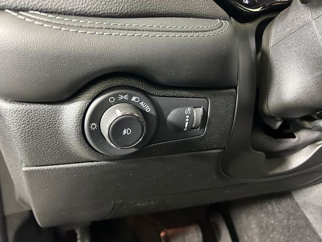 Used 2022 Dodge Durango GT AWD/4WD image 18