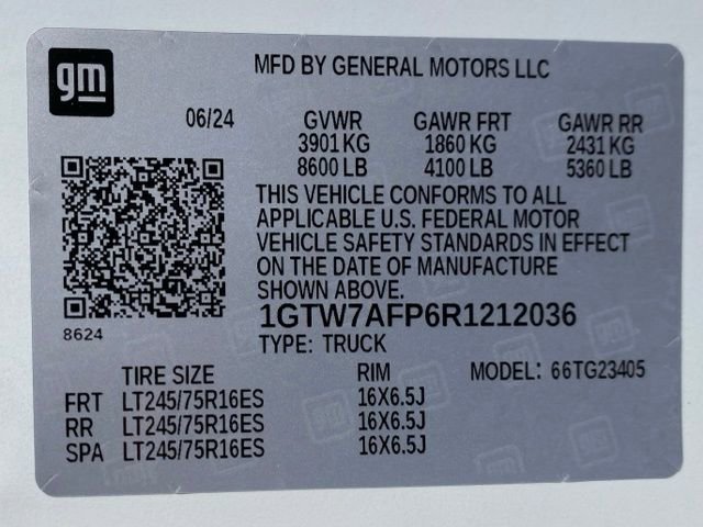 Used 2024 GMC Savana 2500 w/ Driver Convenience Package image 31