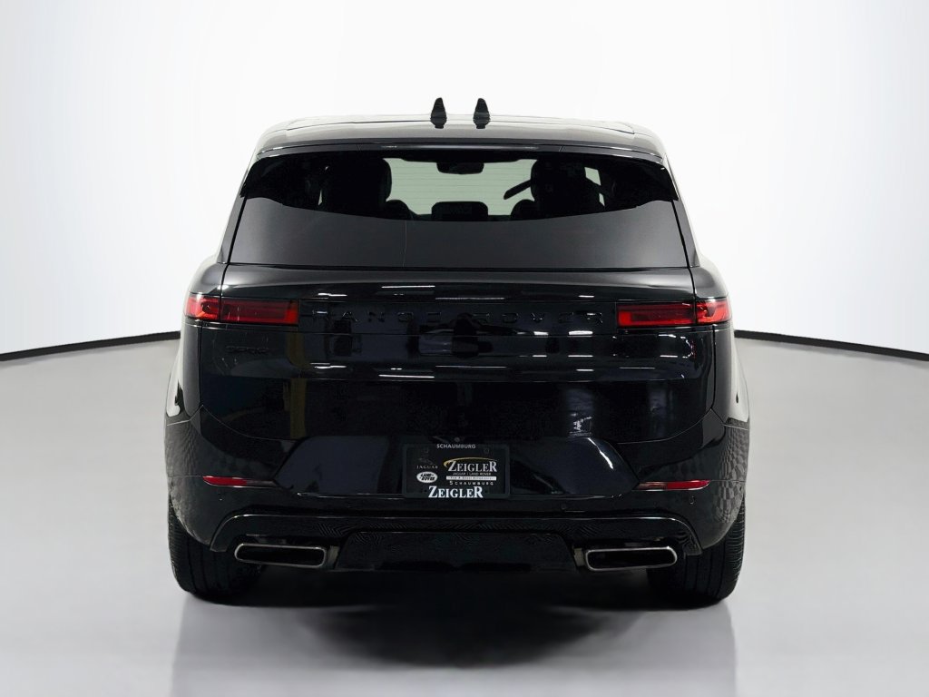 Used 2025 Land Rover Range Rover Sport Dynamic SE AWD/4WD image 6