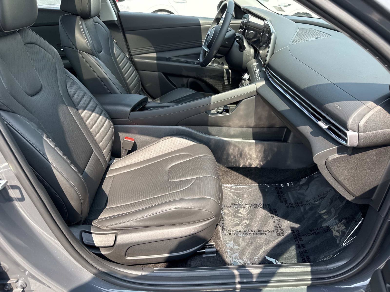 Certified 2024 Hyundai Elantra Limited FWD image 20