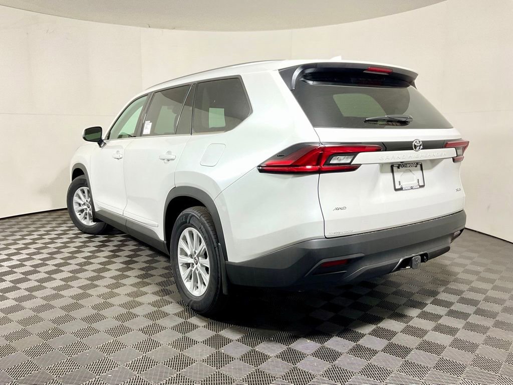 New 2026 Toyota Grand Highlander XLE AWD/4WD image 12