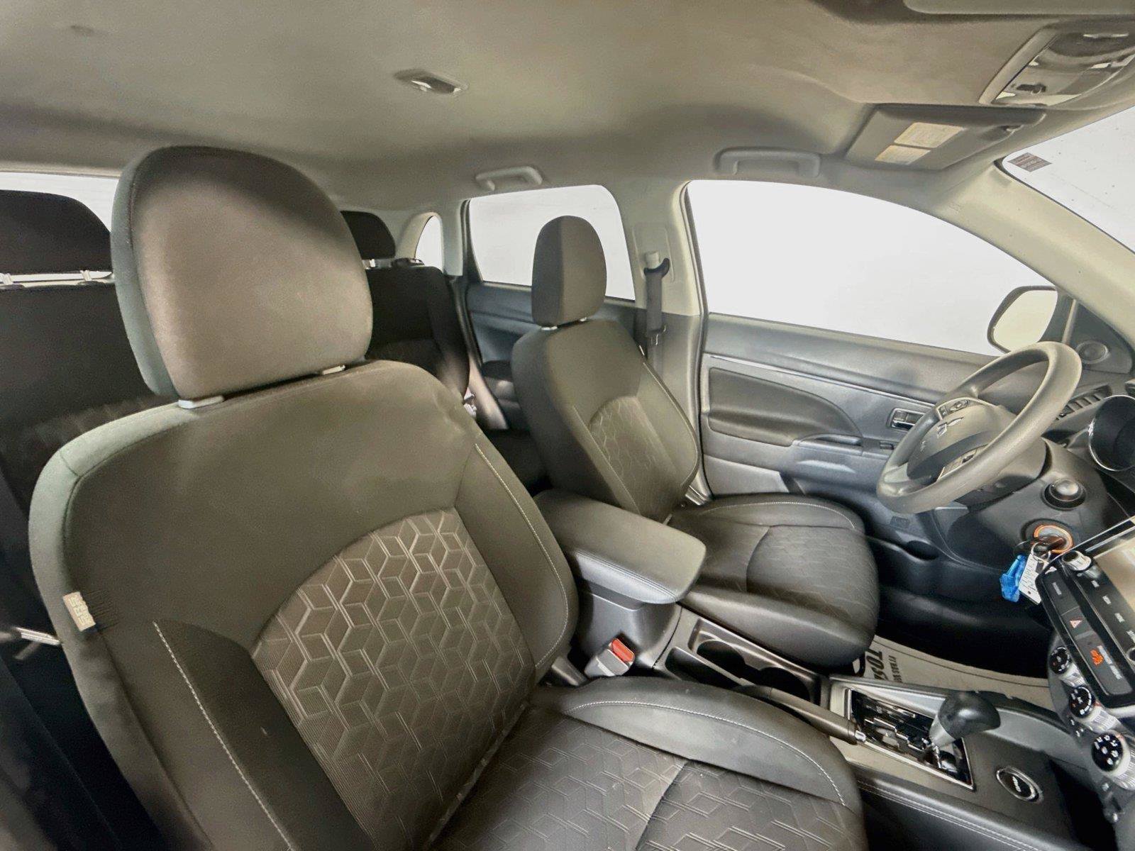 Used 2026 Mitsubishi Outlander Sport AWD image 27